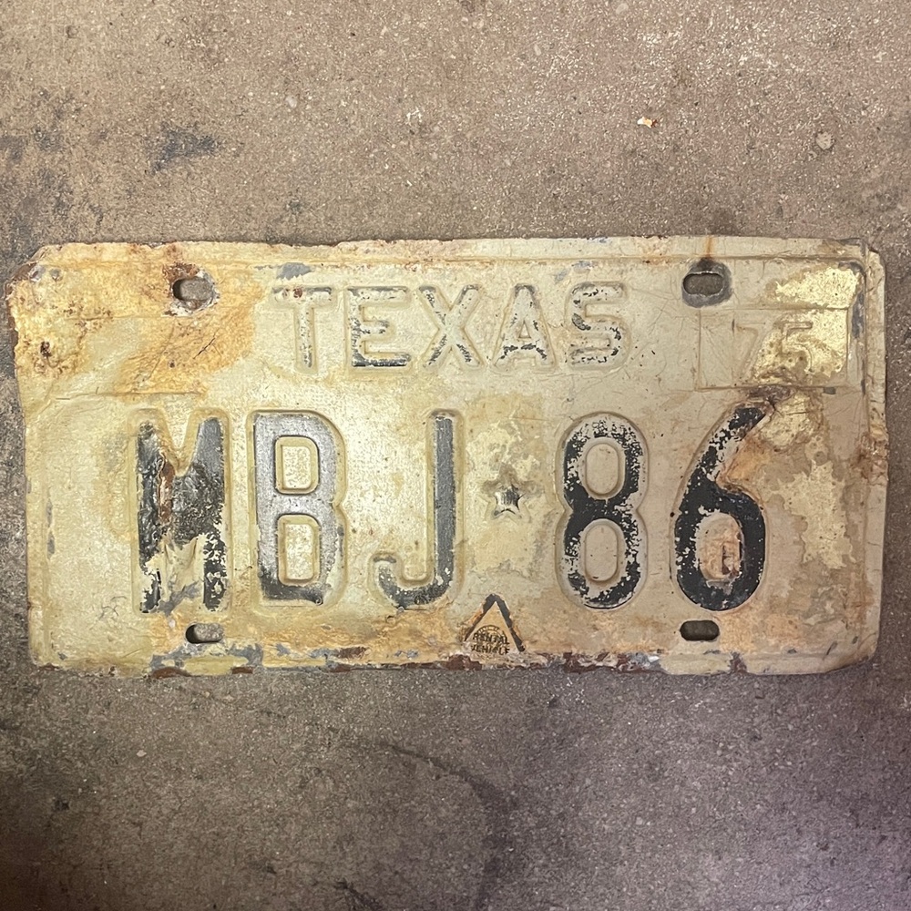 Vintage Texas License Plate 1975